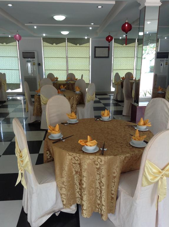 Mekong Hotel Thakhek Buitenkant foto