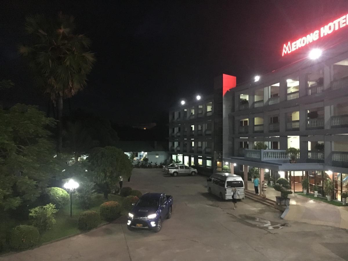 Mekong Hotel Thakhek Buitenkant foto