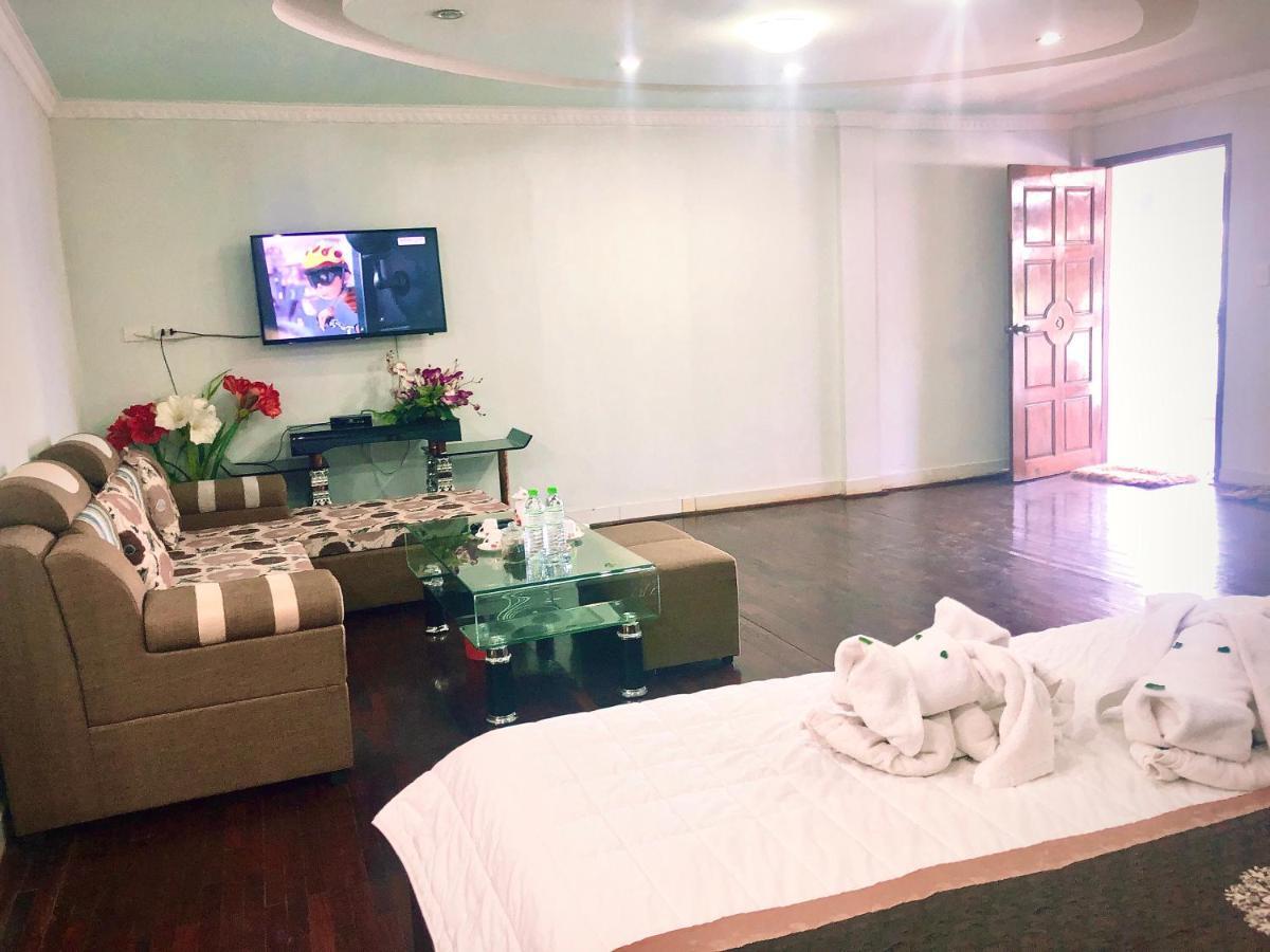 Mekong Hotel Thakhek Buitenkant foto