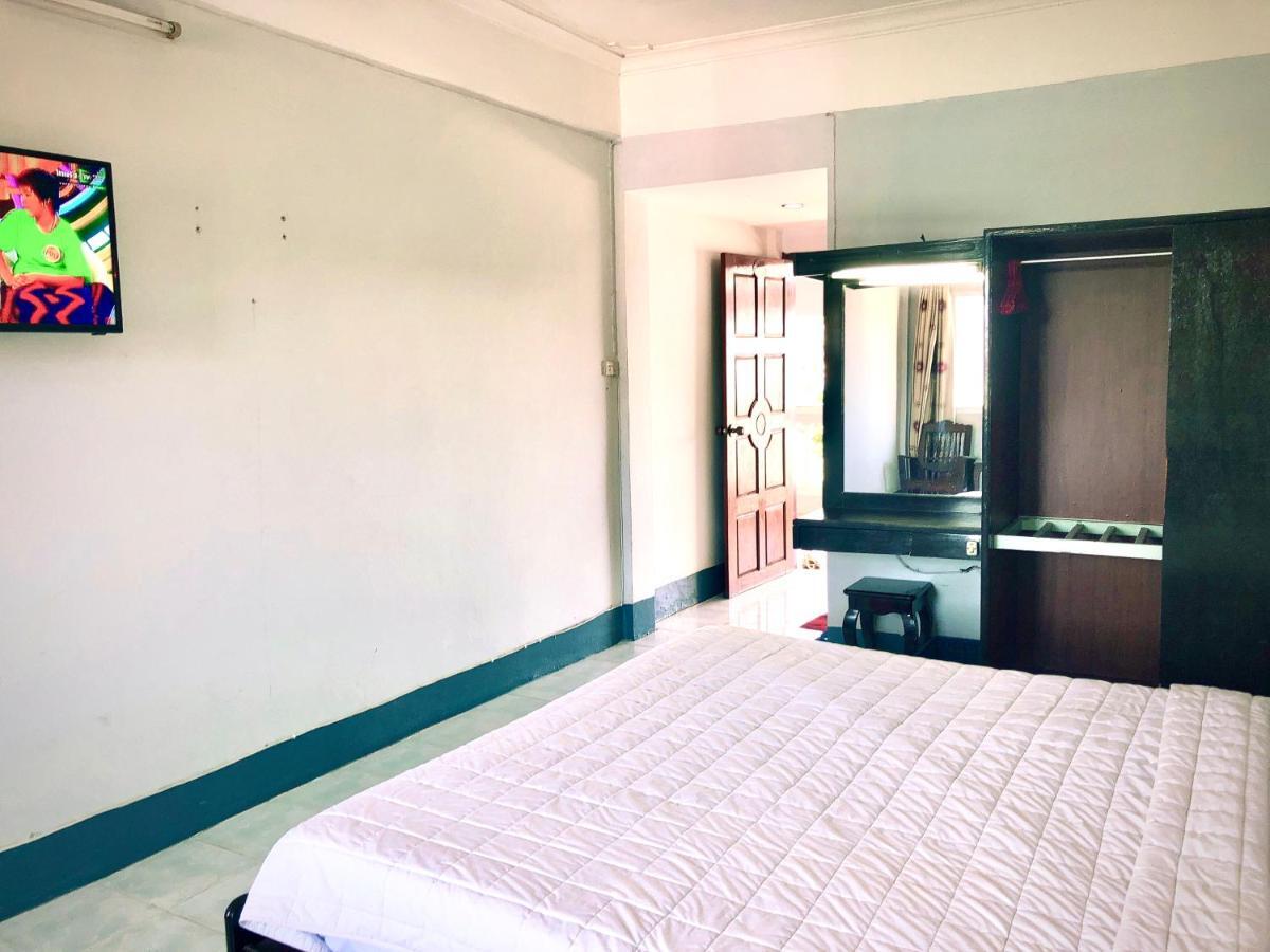Mekong Hotel Thakhek Buitenkant foto
